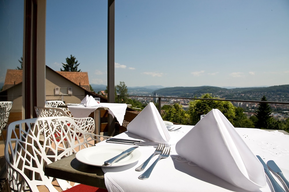 Gasthaus Maien 36/50