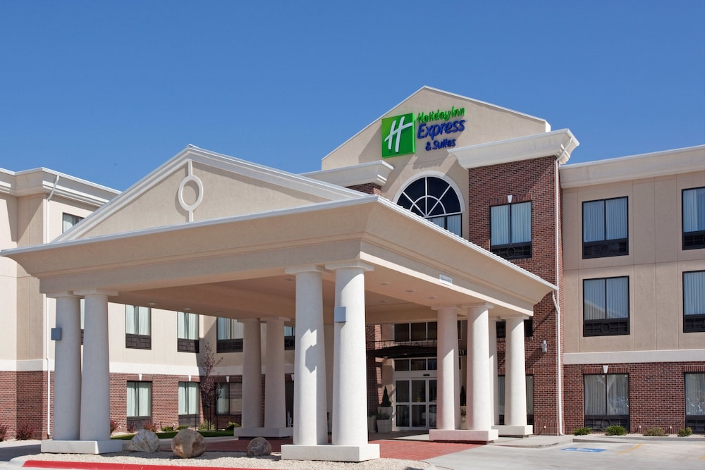 Holiday Inn Express Hotel And Suites Buffalo 5/66