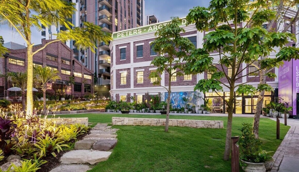 Opera Apartments South Brisbane 67/70