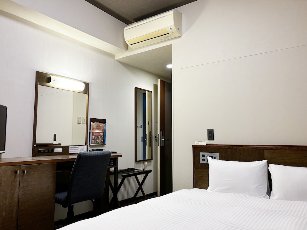 Hotel Route-Inn Seki 12/70