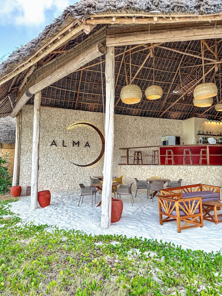 Alma Boutique Hotel 2/50