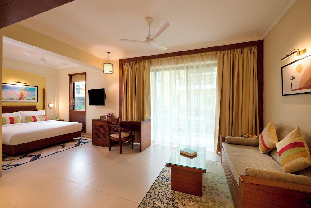 Sea Breeze Sarovar Portico Varca Goa 12/36