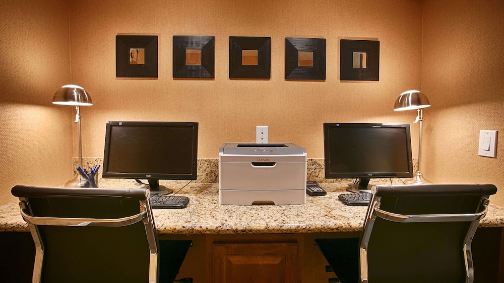 Best Western Plus Rancho Cordova Inn 52/63