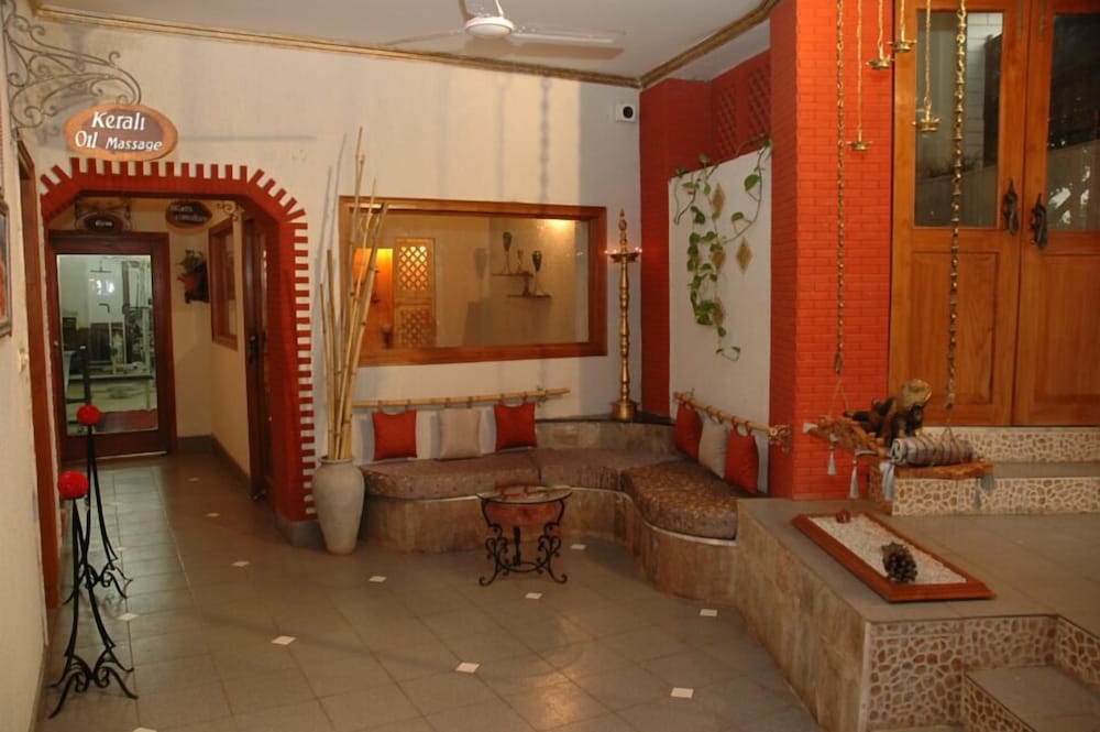 Hotel Madhuban 30/50
