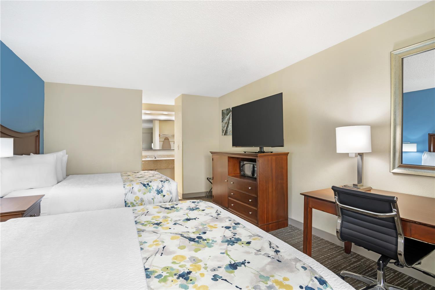 Best Western Inn & Suites Monroe 29/33