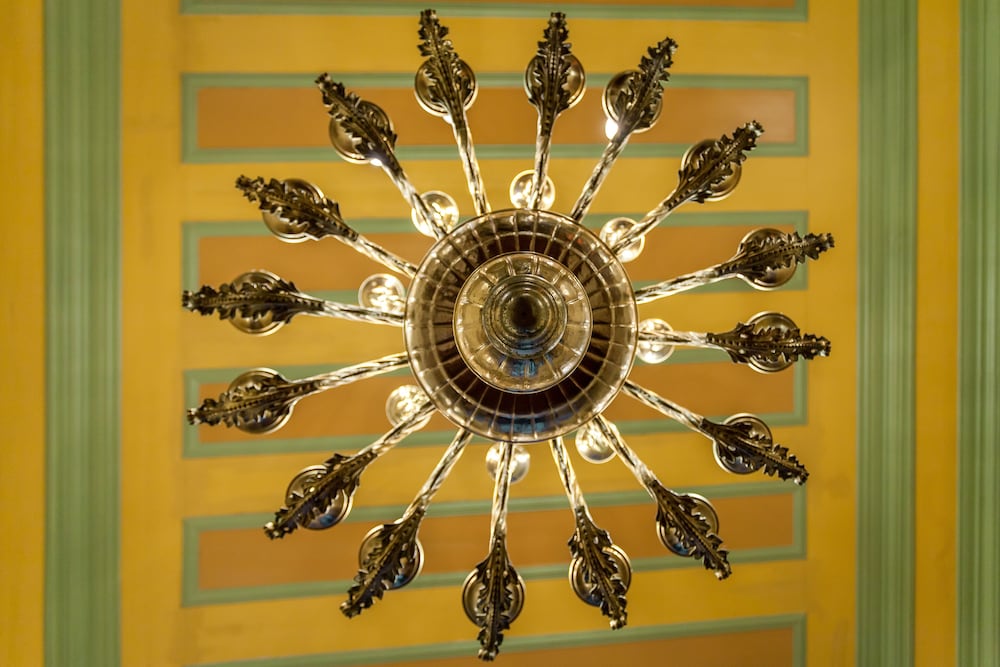 Casa Leone 3/83