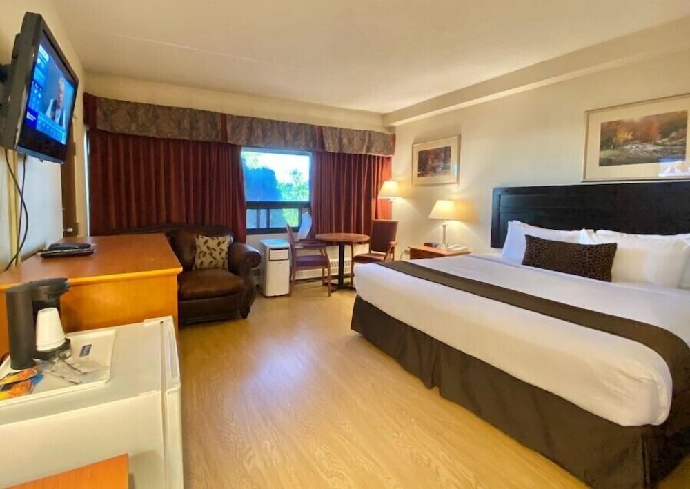 Travelodge by Wyndham Edmonton East 3/29