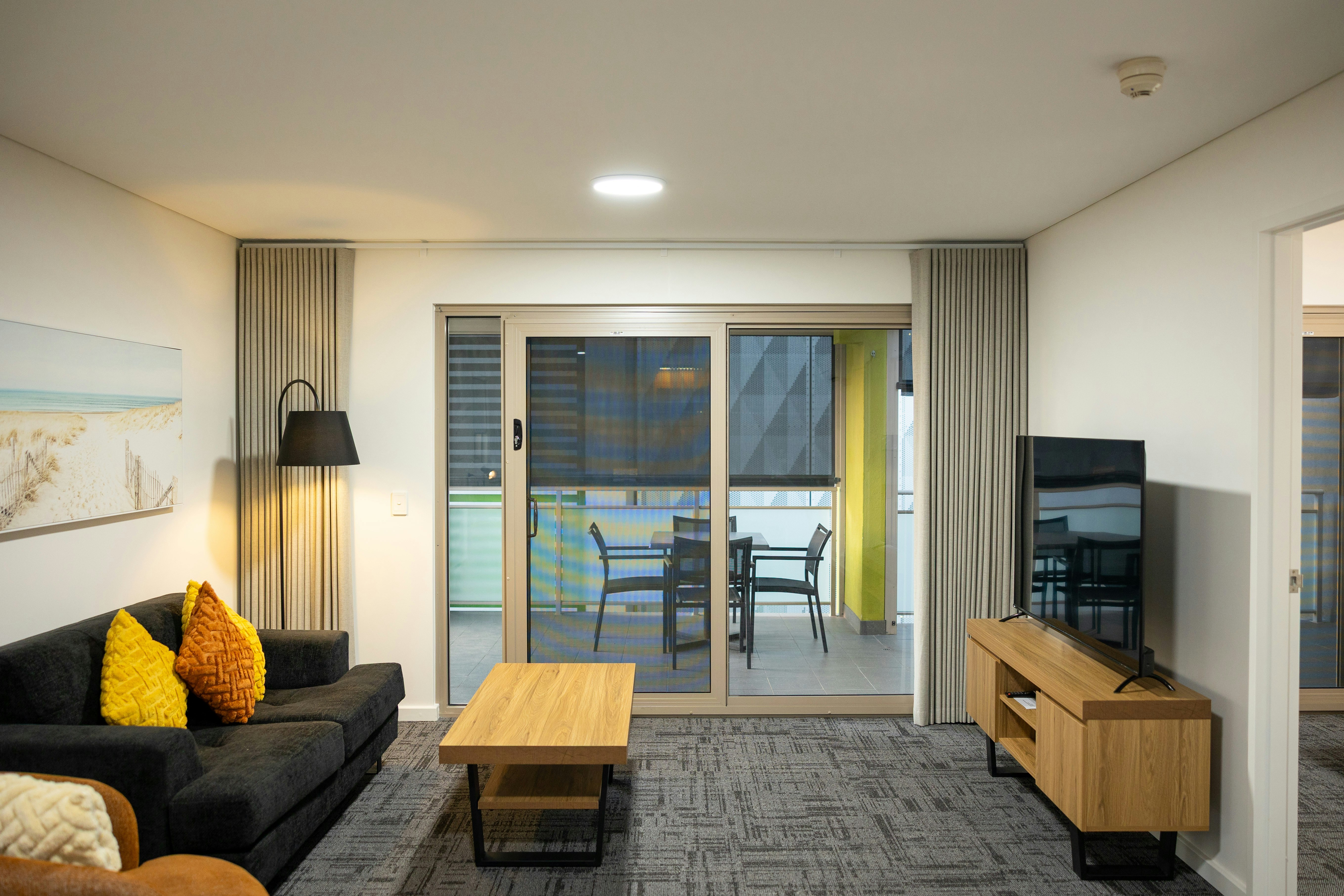Baileys Serviced Apartments 62/76