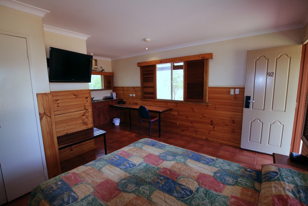 Kimberley Hotel 18/40