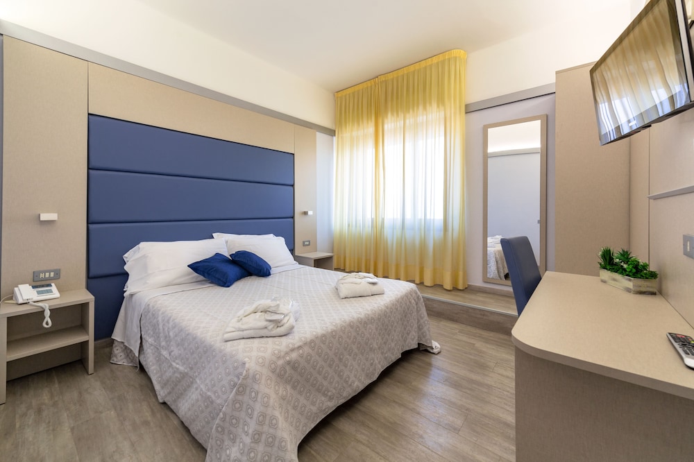 Hotel Elisabeth Due 11/50