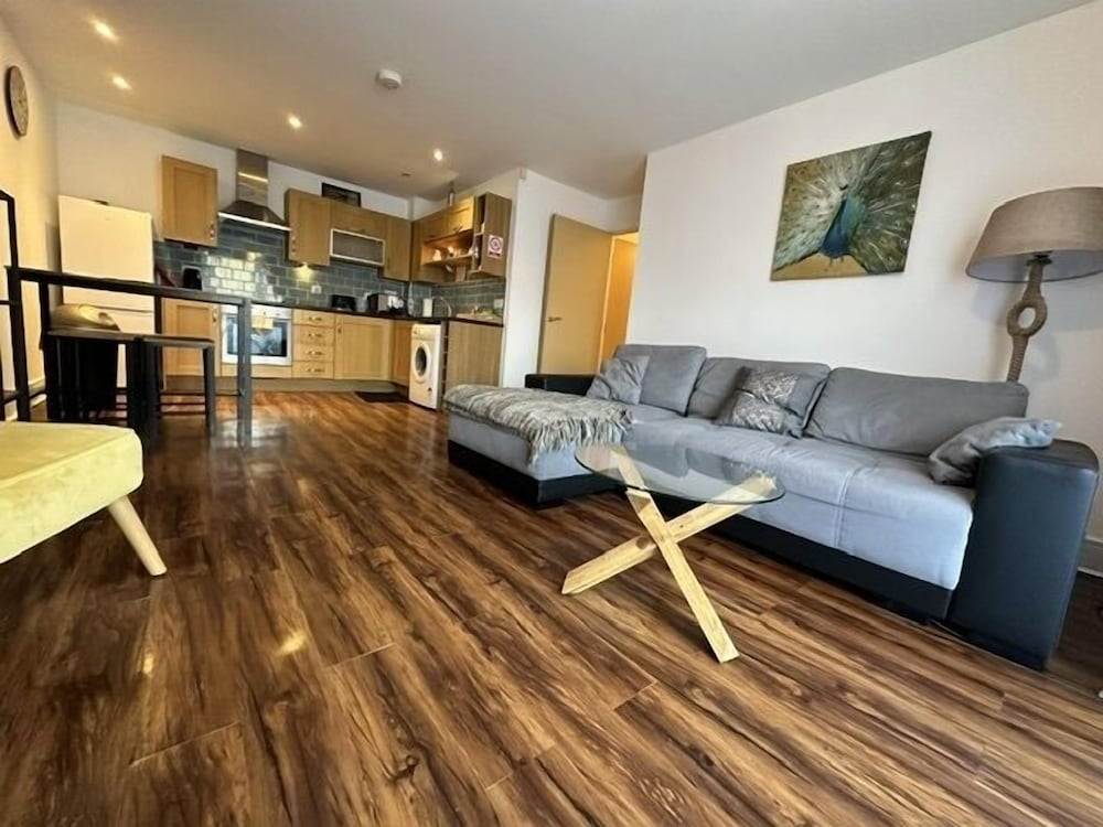 Grand Central Apartments 28/50