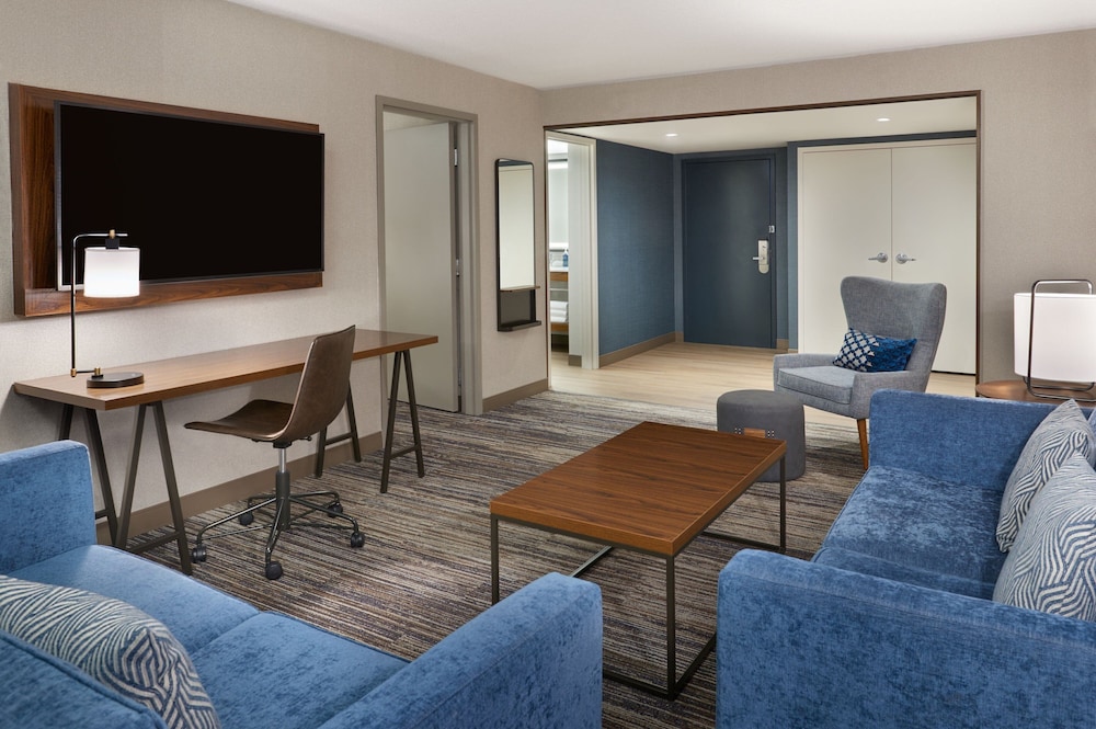 Four Points by Sheraton Point Edward Sarnia 36/62