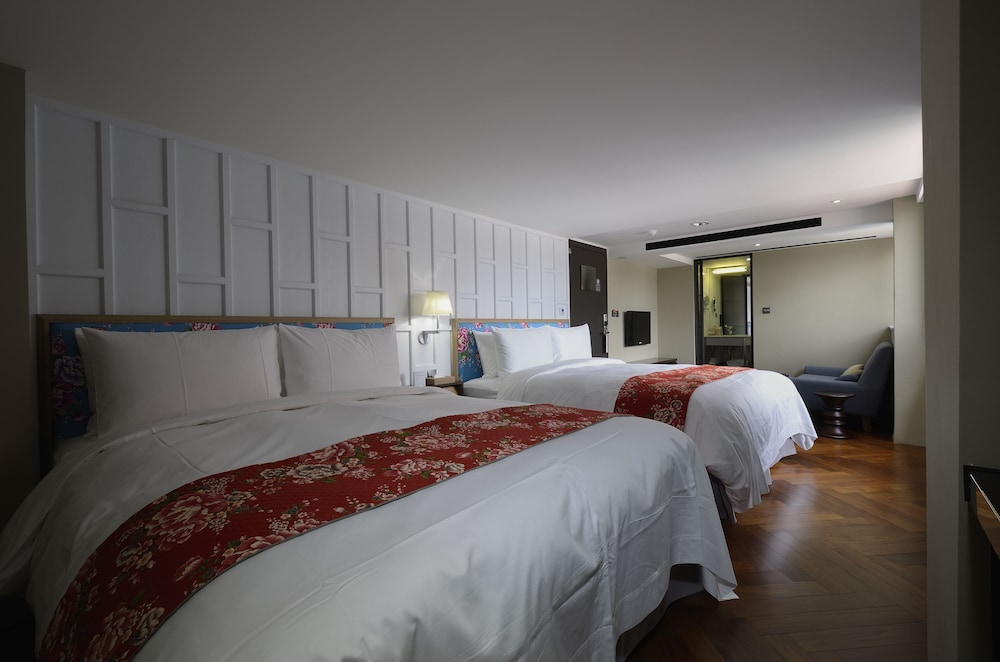 RedDot Hotel 21/50