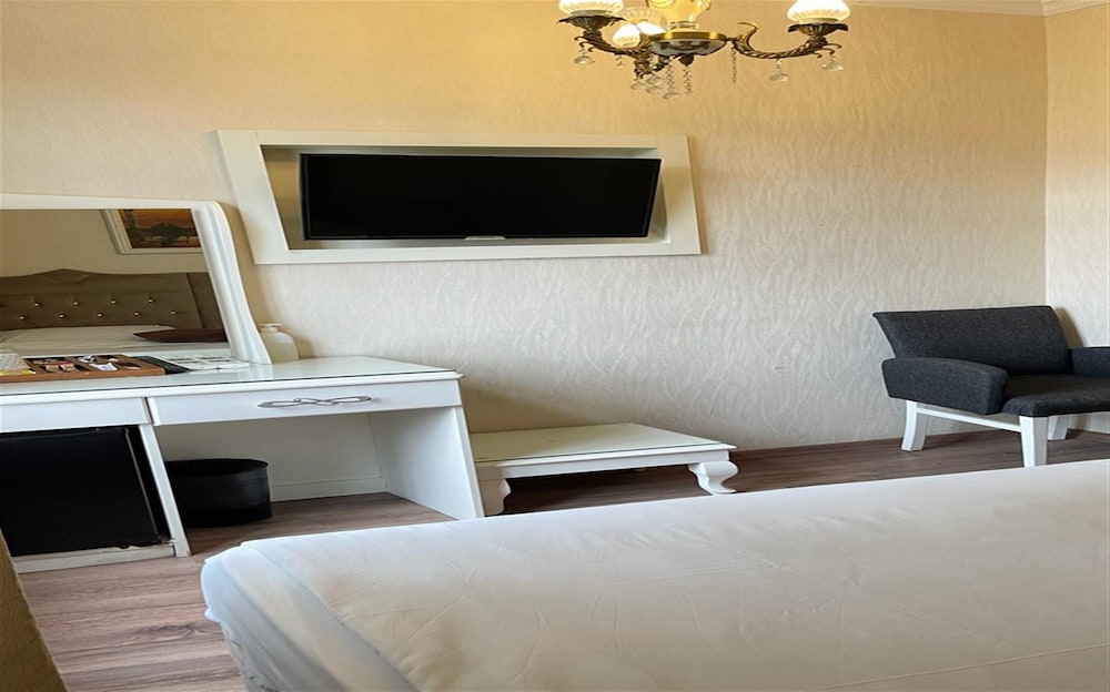 Hera Montagna Hotel 67/71