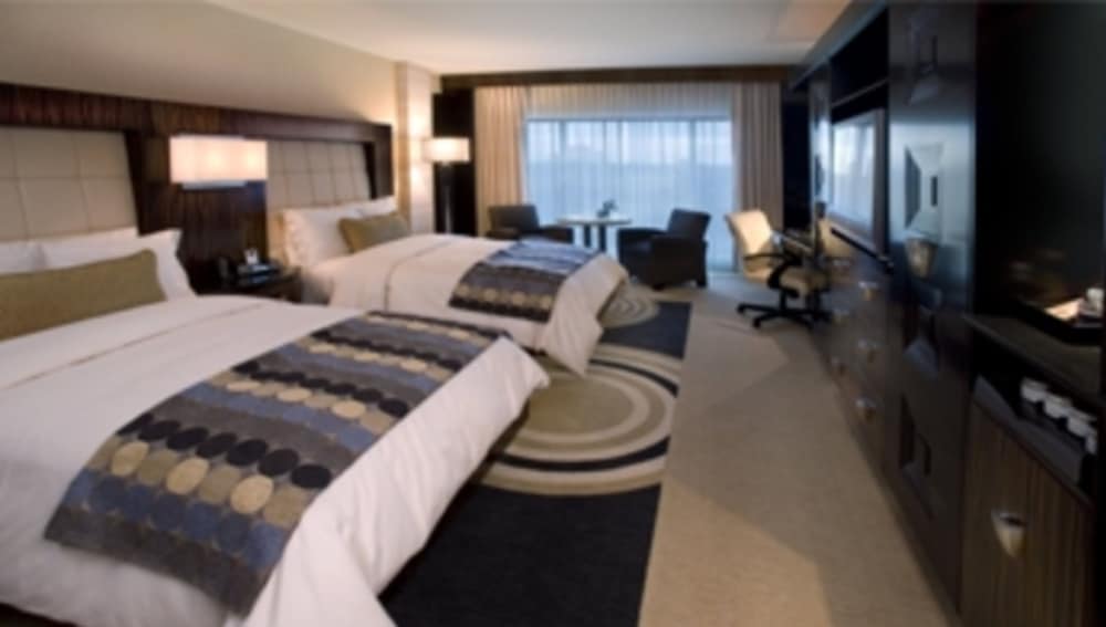 Motorcity Casino Hotel 11/56