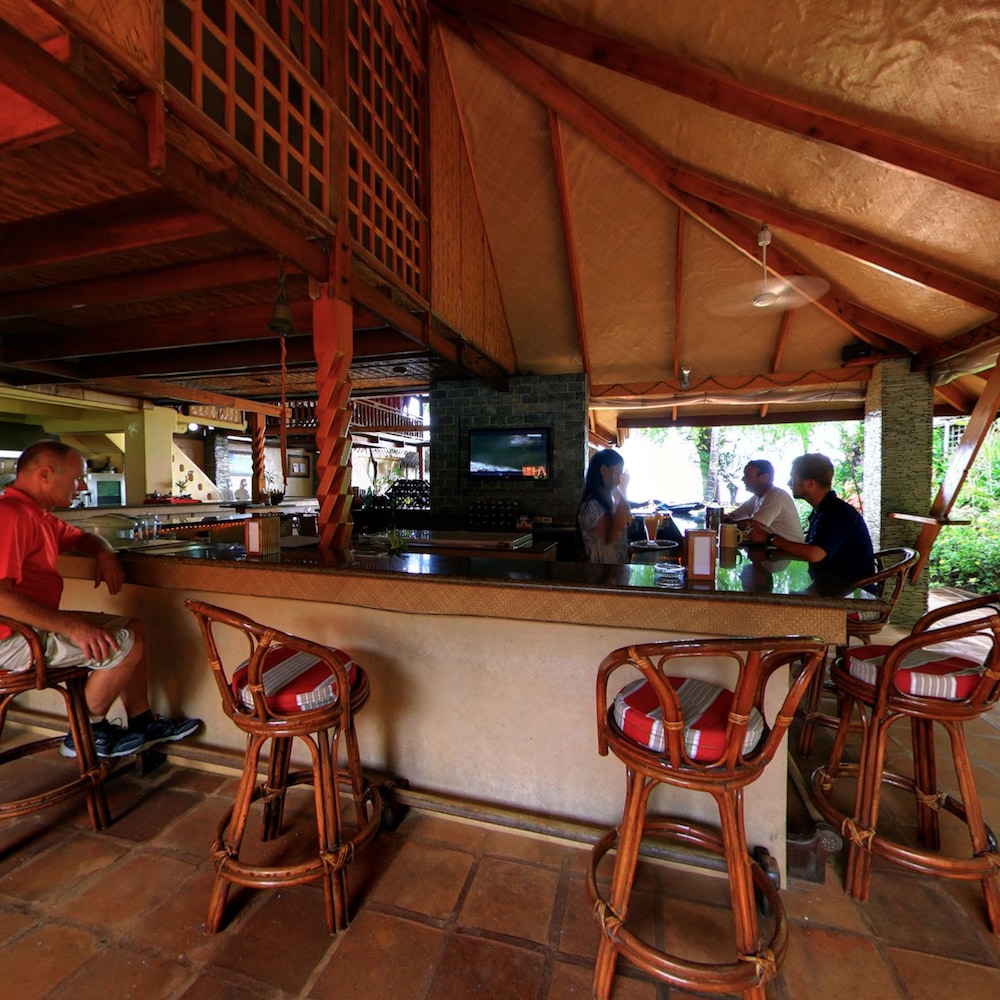 El Galleon Beach Resort Asia Divers 54/68