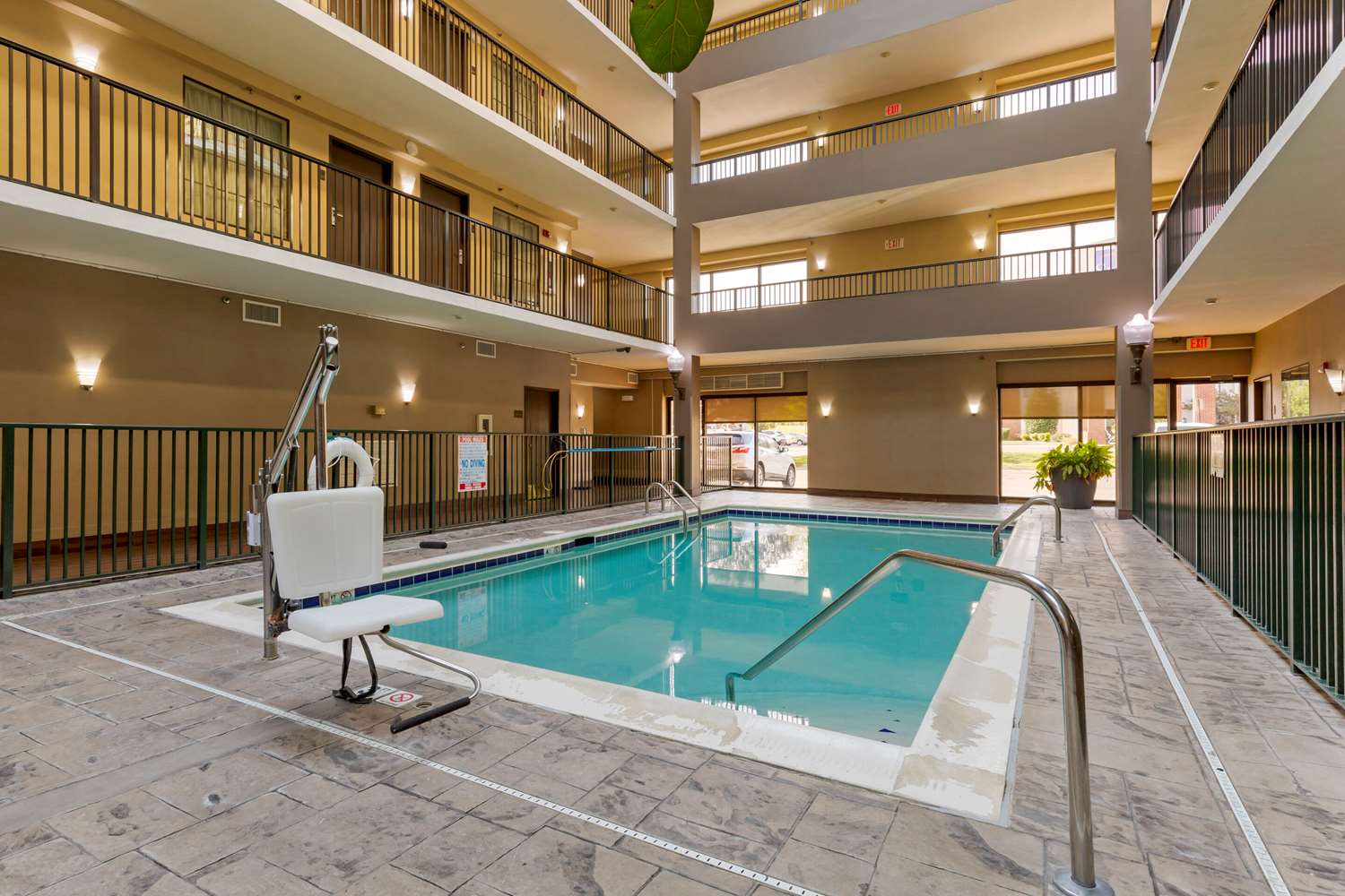 Comfort Suites Fredericksburg South 23/41