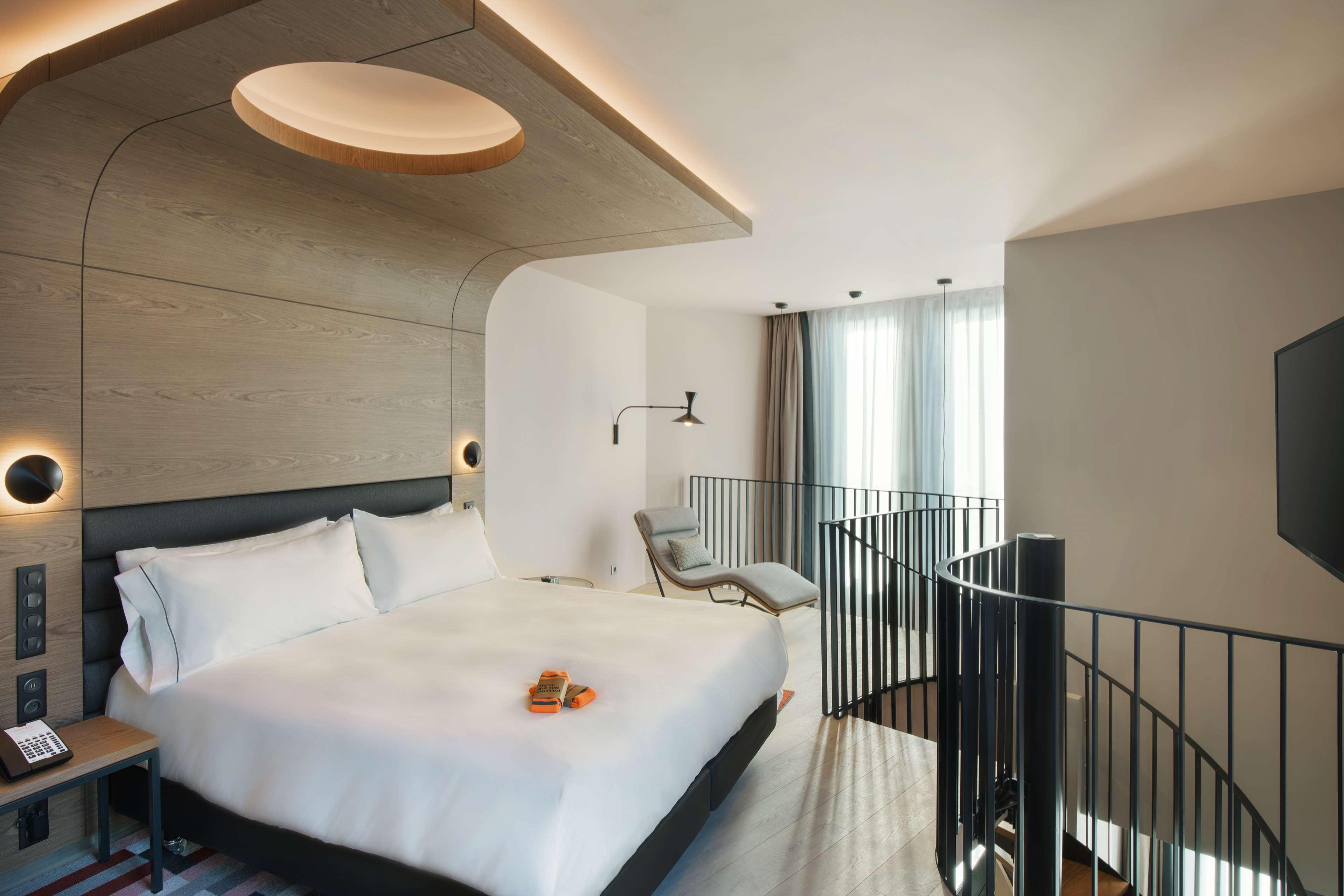 Duplex, Suite
