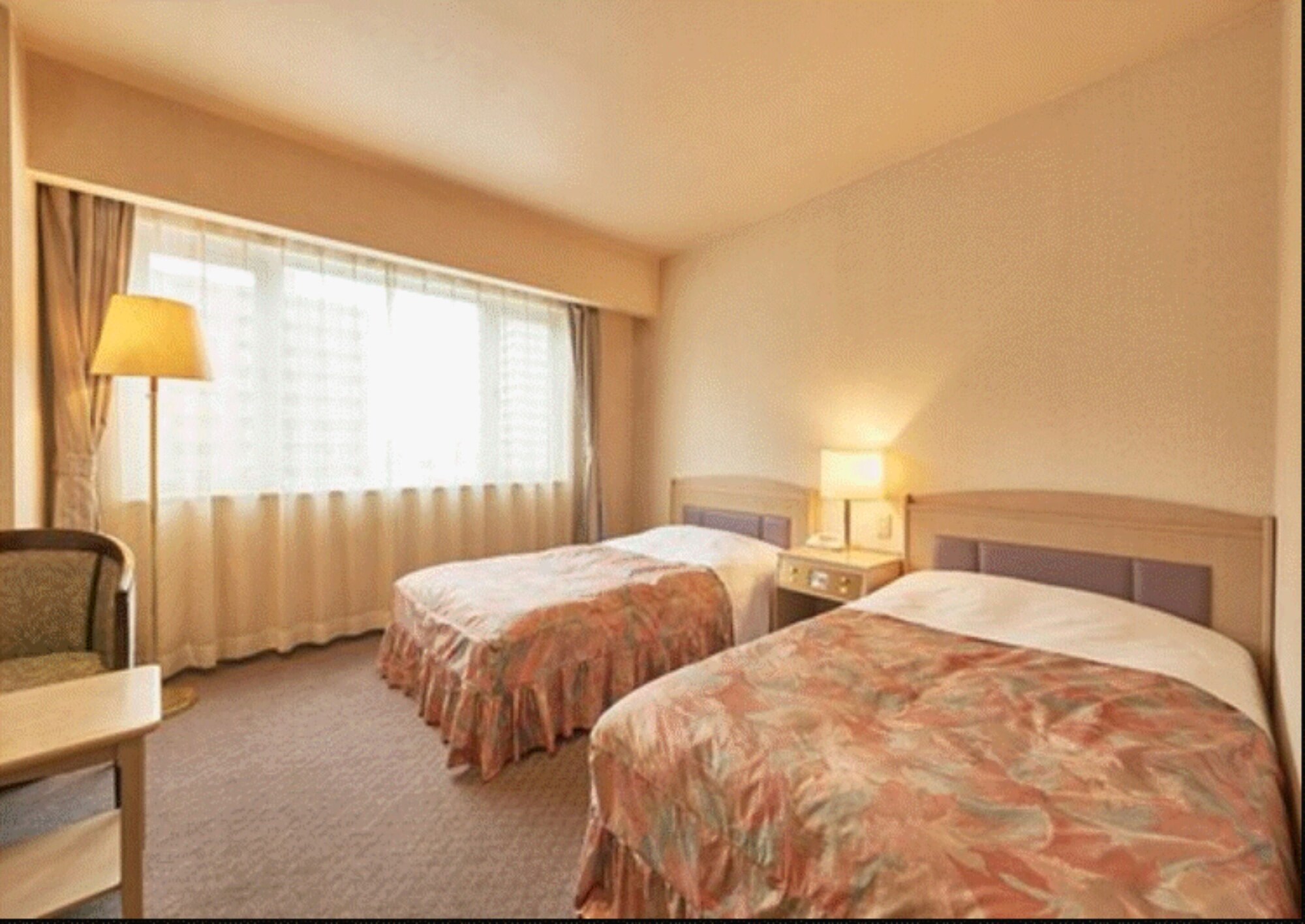 ROOM, TWIN BEDS, LARGE