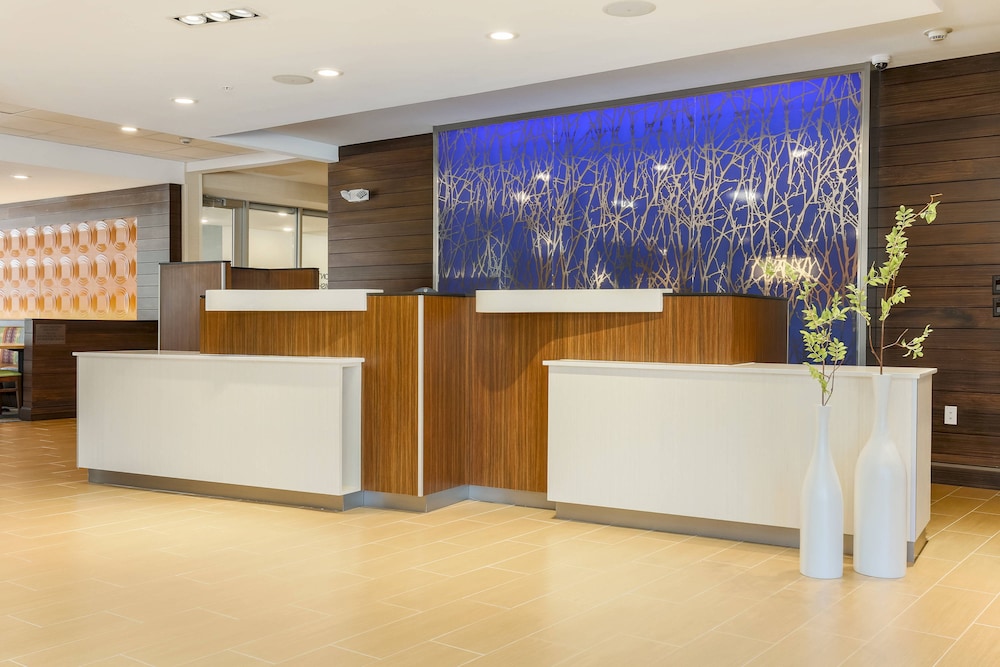 Fairfield Inn And Suites Decatur 7/37