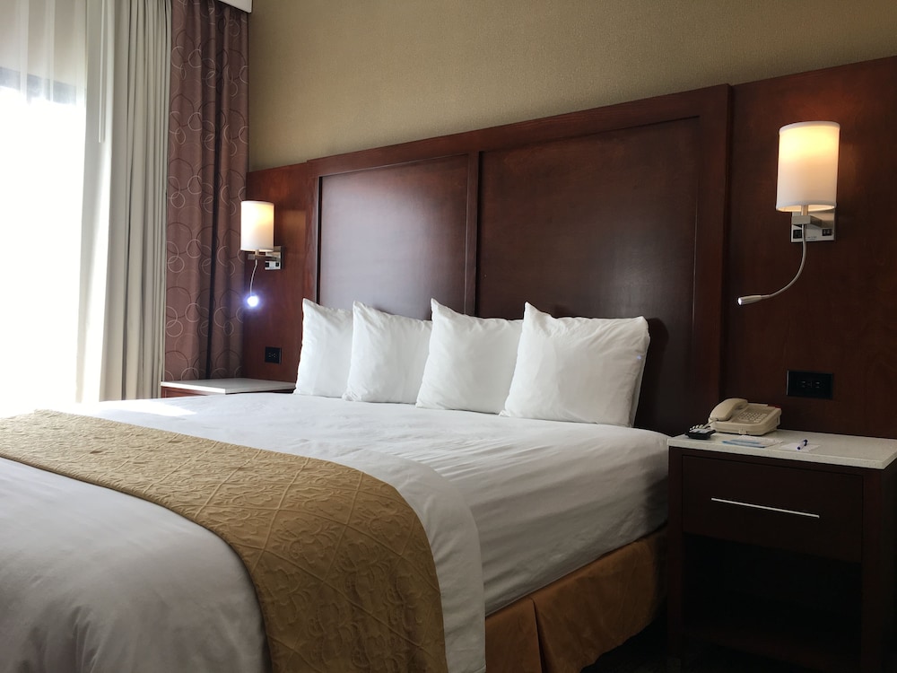 MainStay Suites Orange County John Wayne Airport 14/57