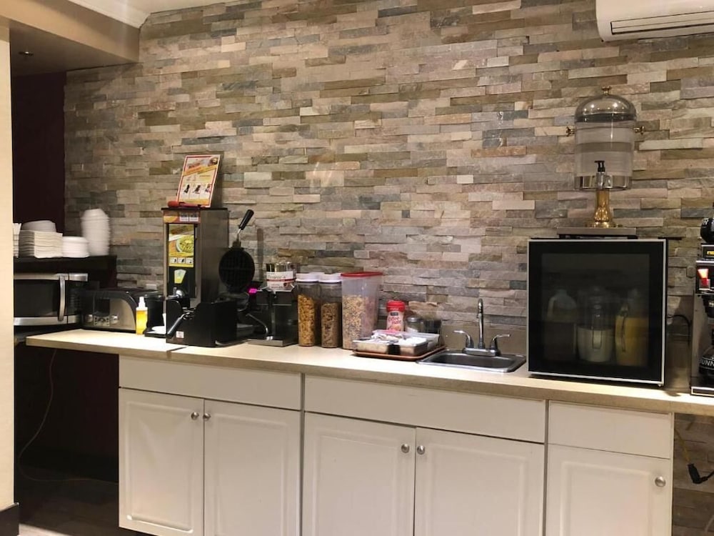 Royal Oak Inn 10/63