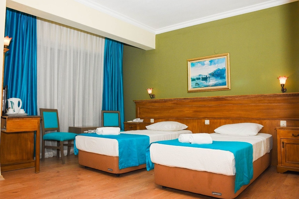 Ladonia Hotels Leo Beach Resort - Adults Only 7/43