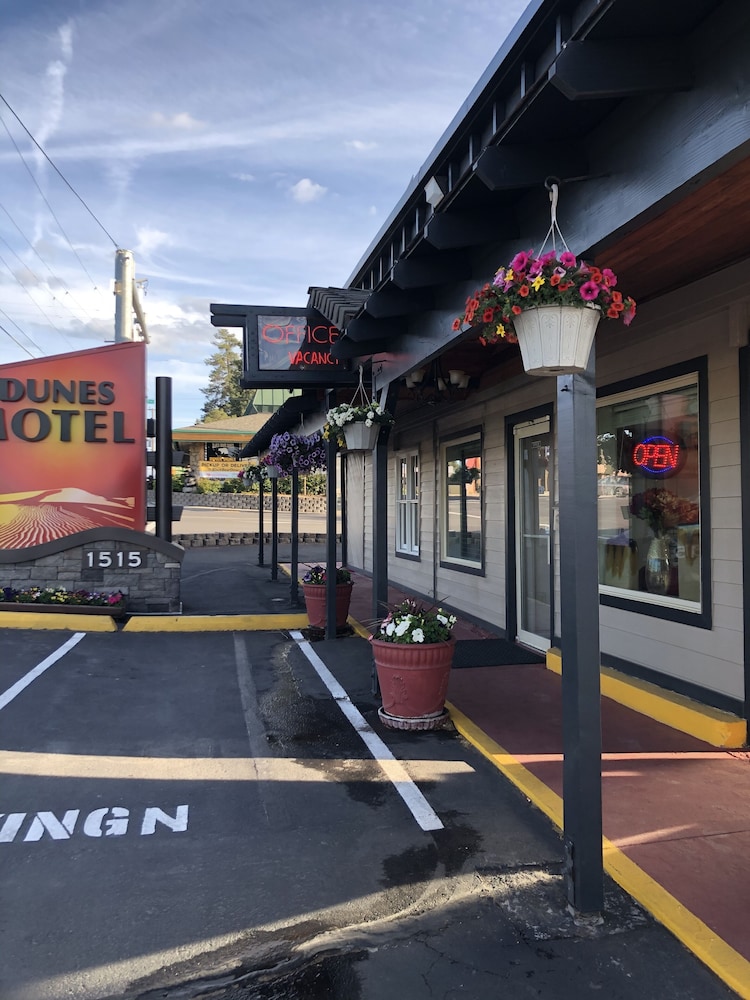 Dunes Motel 60/71