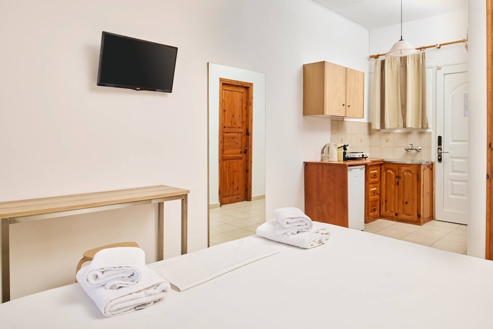 Ionian Aura Apartments 15/50