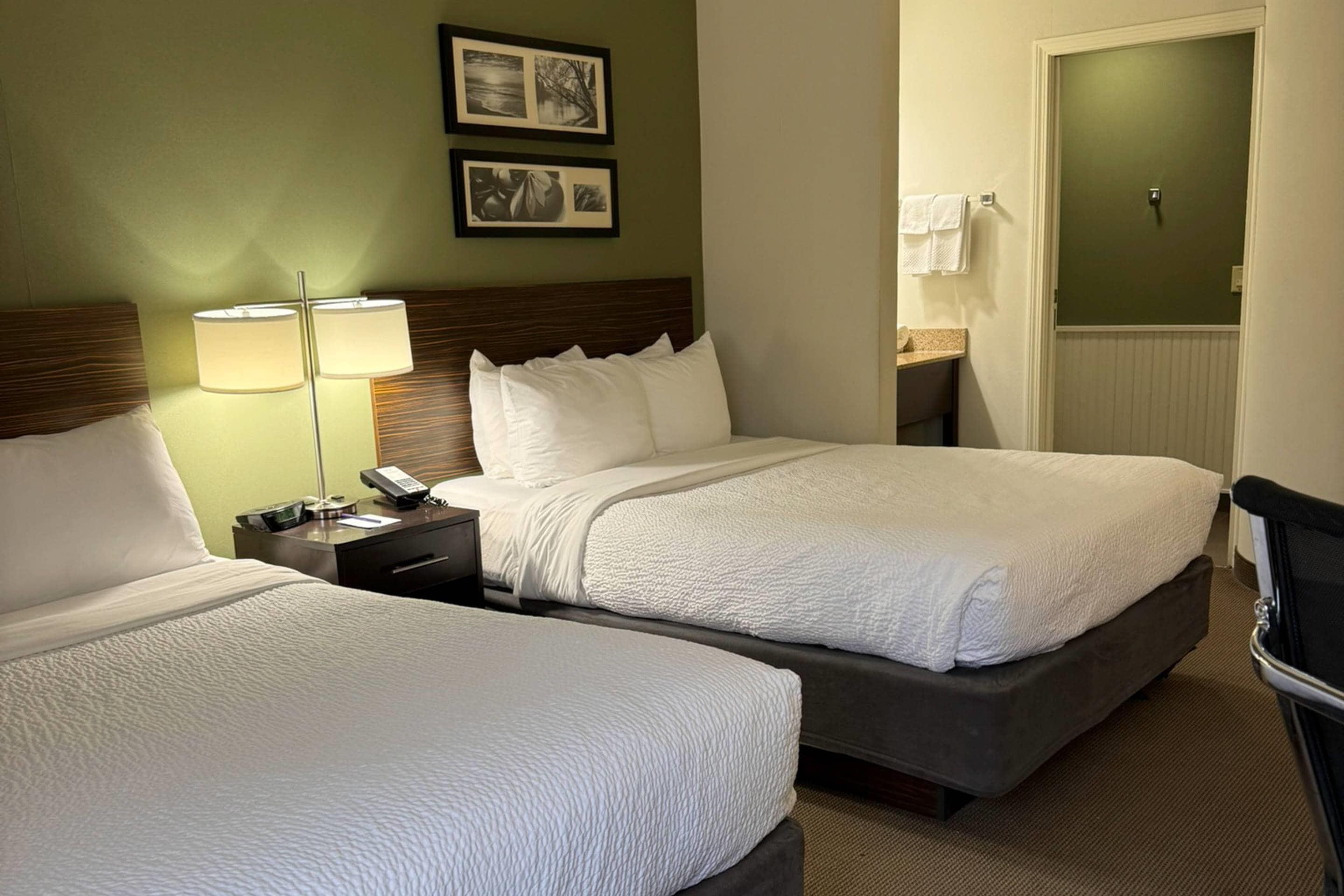 Room, Quadruple, 2 Queen Beds
