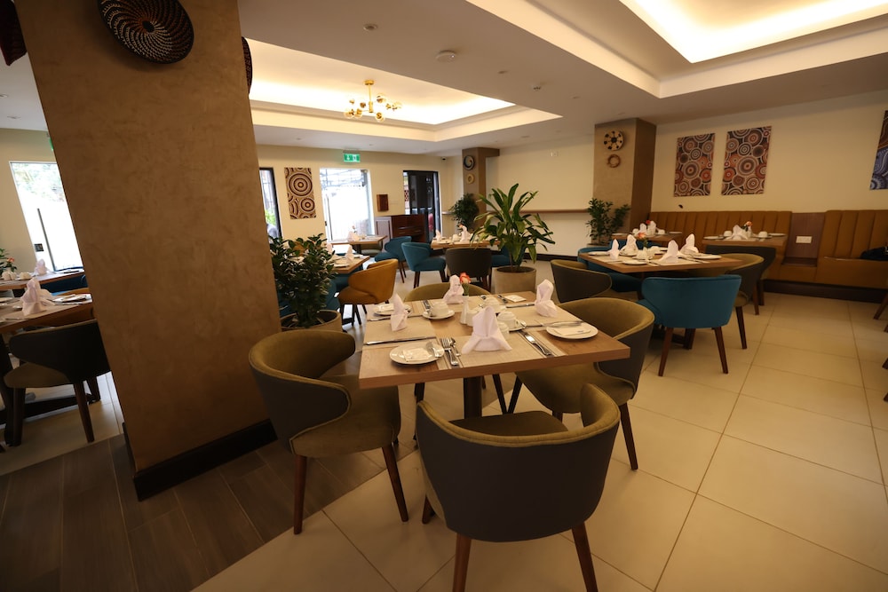 PrideInn Westlands Luxury Boutique Hotel 57/63