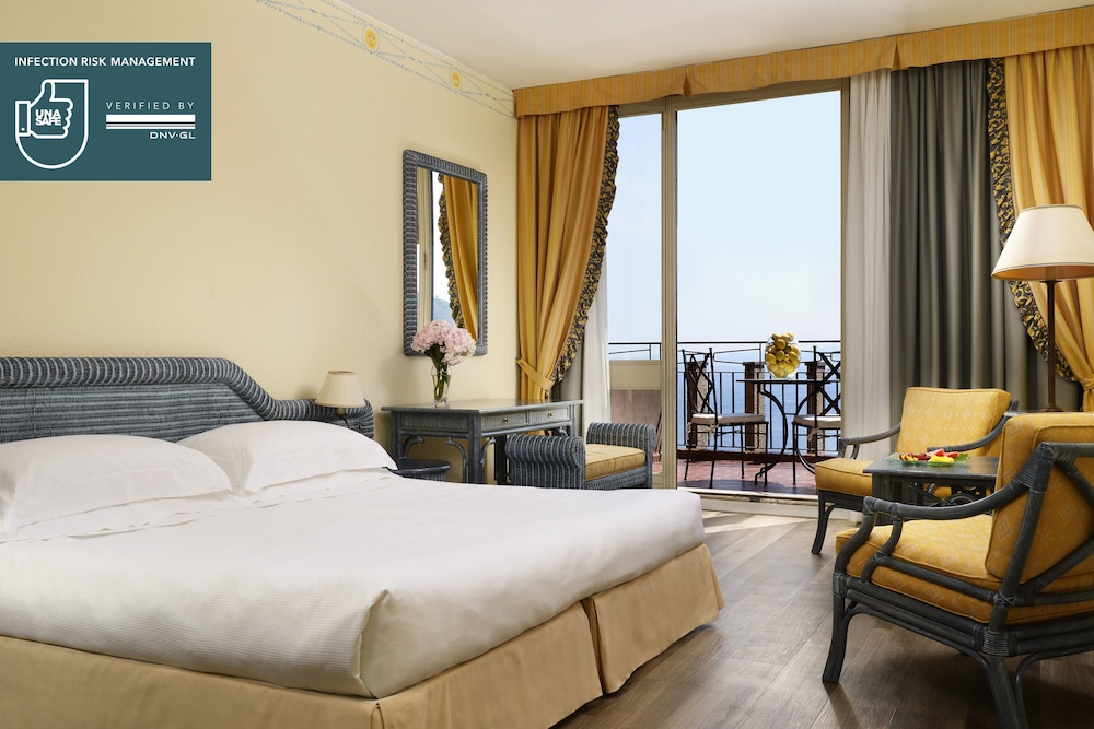 UNAHOTELS Capotaormina 11/81