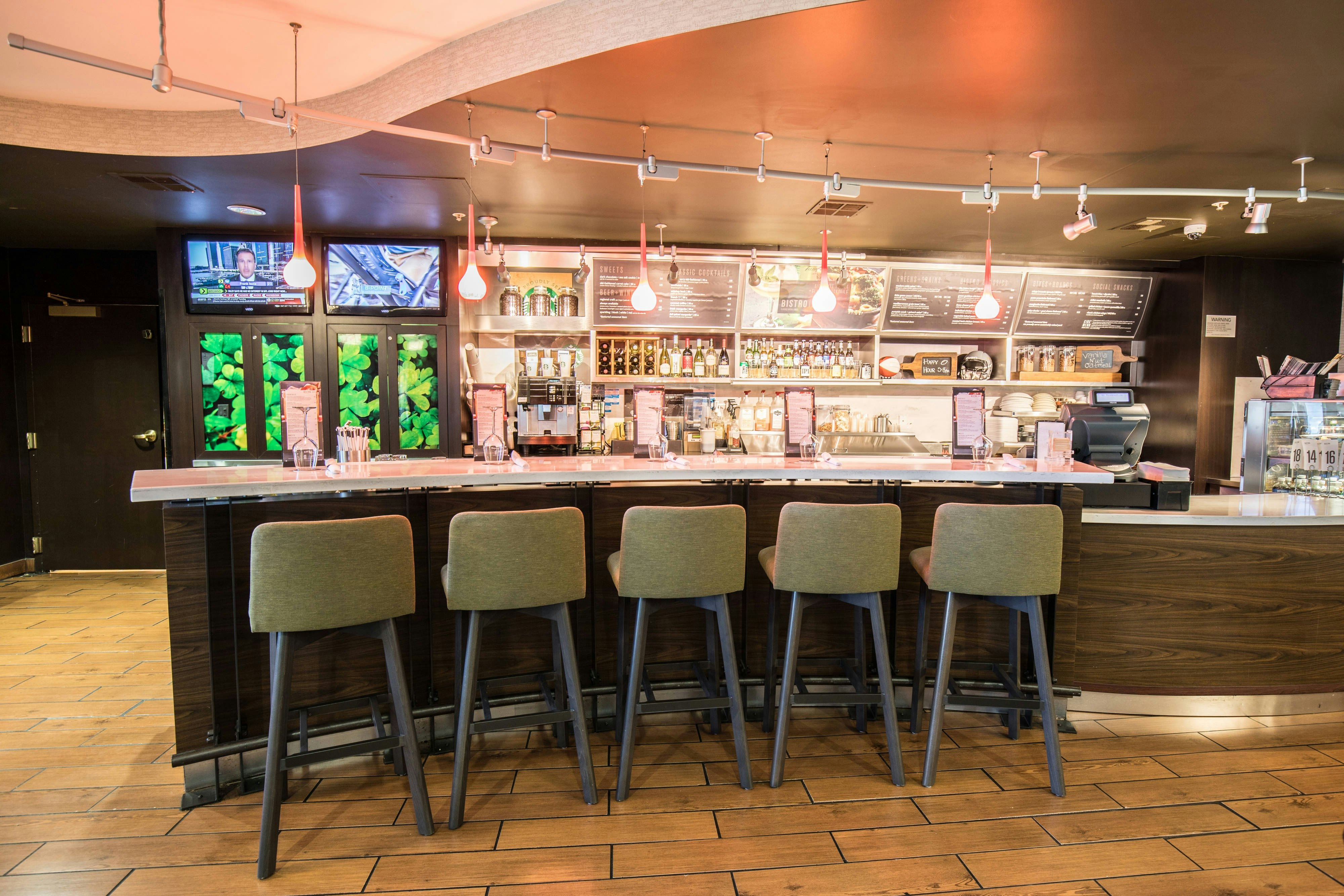 Courtyard by Marriott Merced 13/18