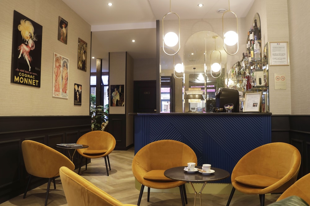 Hotel Moris 8/64
