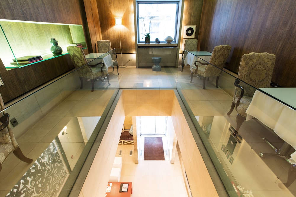 City Club Hotel 22/33