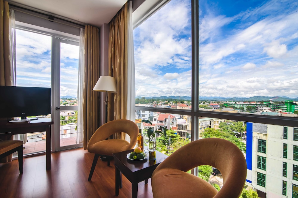 Mondial Hotel Hue 19/39