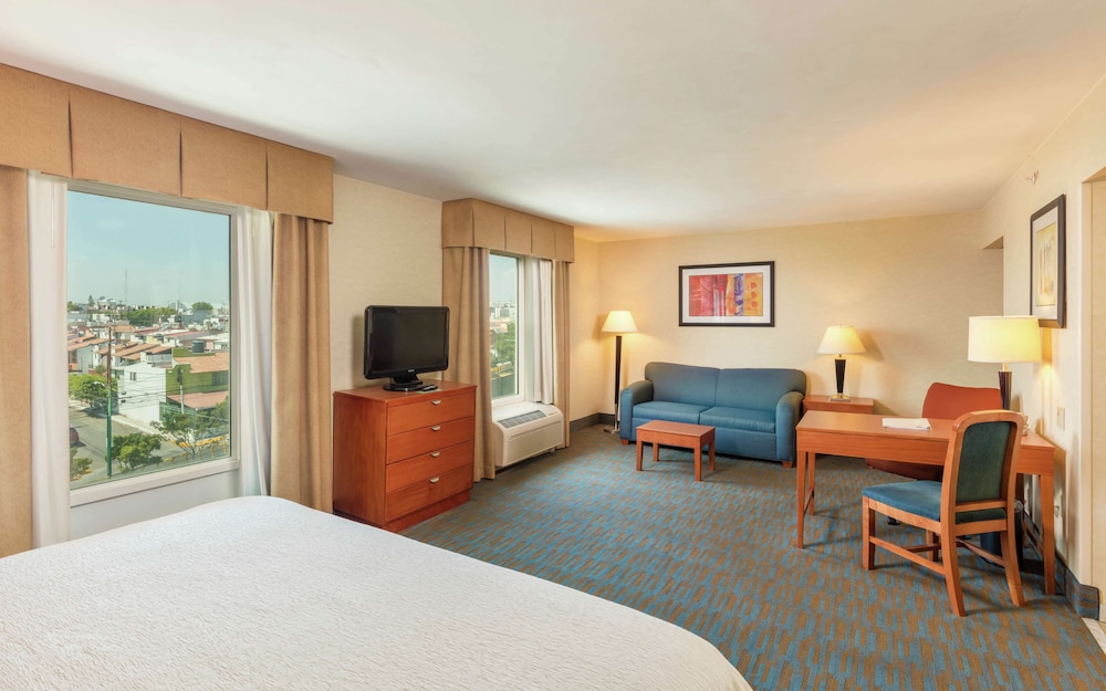 Hampton Inn by Hilton Queretaro Tecnologico 18/46