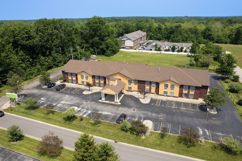 Countryside Inn And Suites 2/40