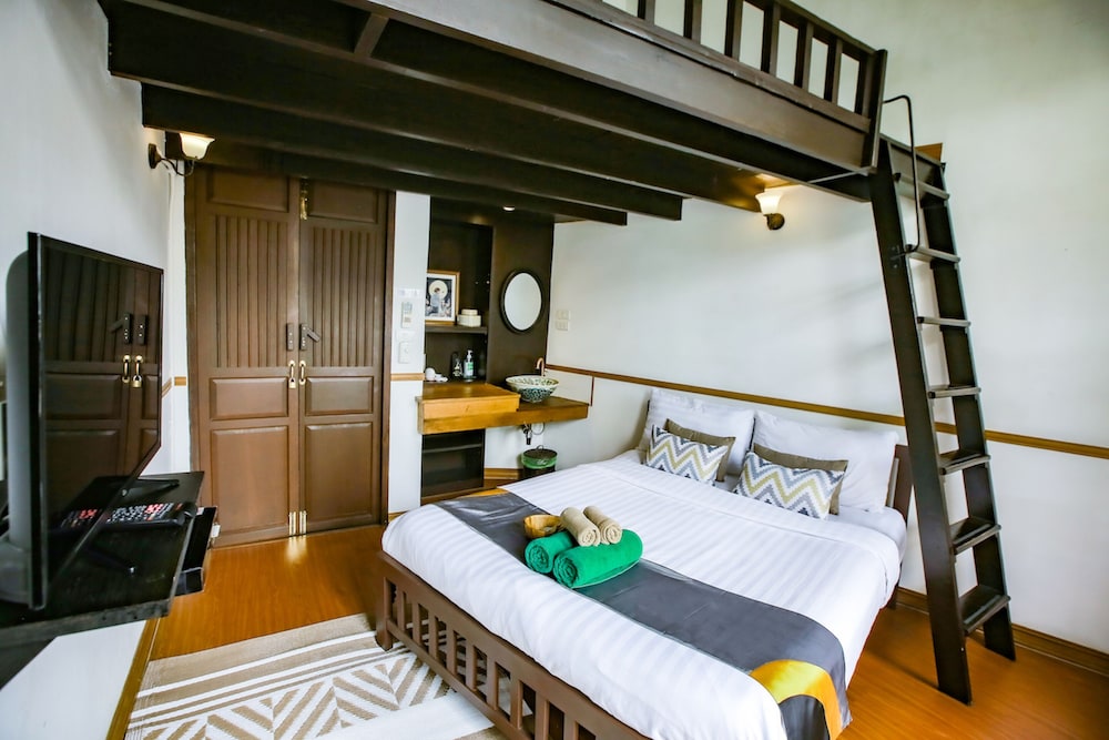 103 - Bed And Brews 18/50