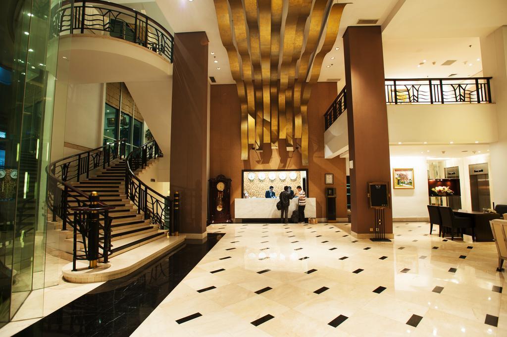 Grand Asia Hotel 8/21