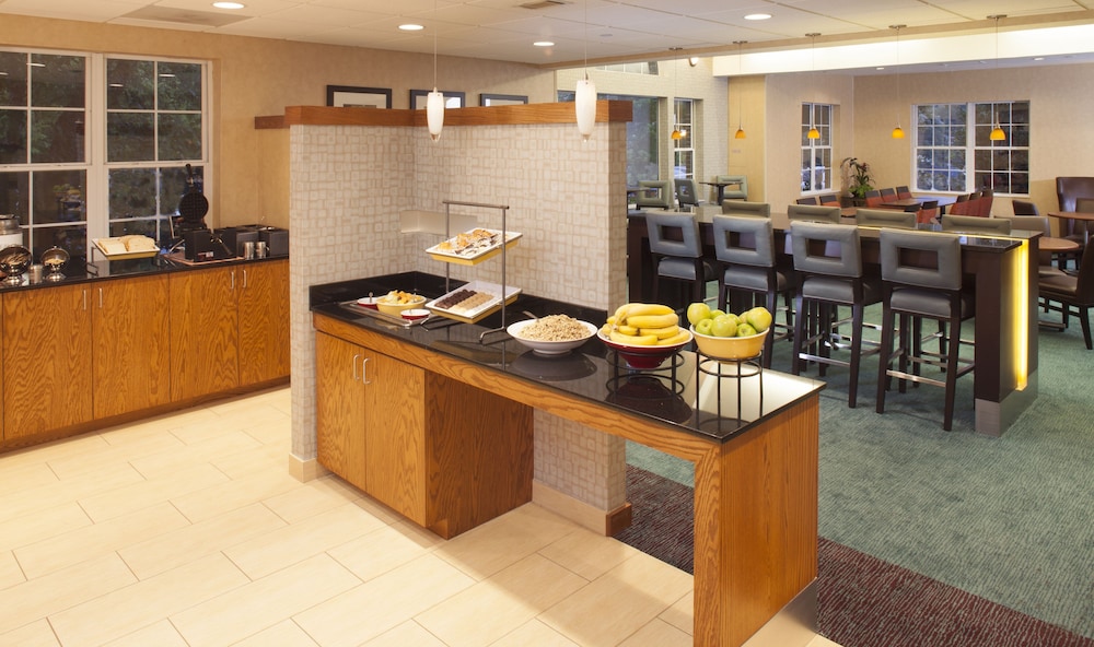 Residence Inn Asheville Biltmore 24/26