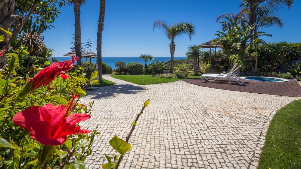 MARETA VIEW BOUTIQUE BED AND BREAKFAST 45/50