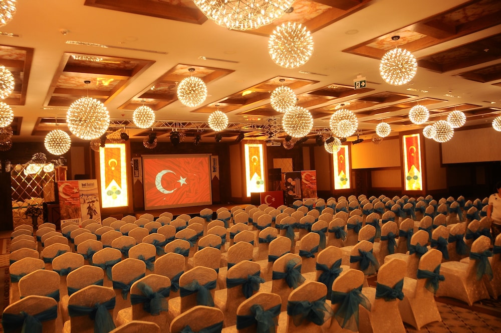 Bof Hotel Uludag 60/74