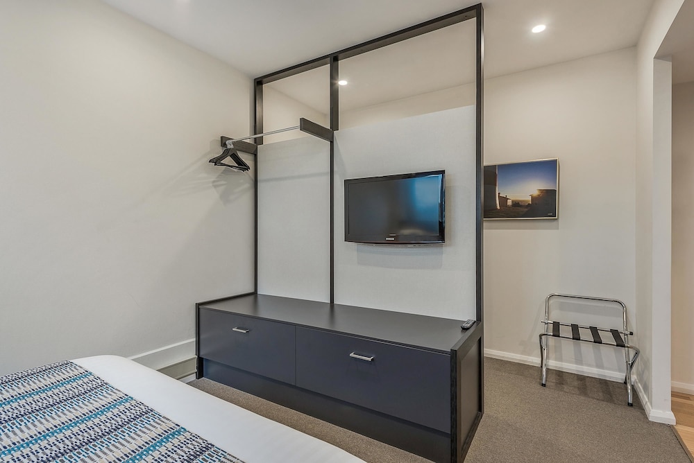 Mantra One Sandy Bay Road Hobart 34/64