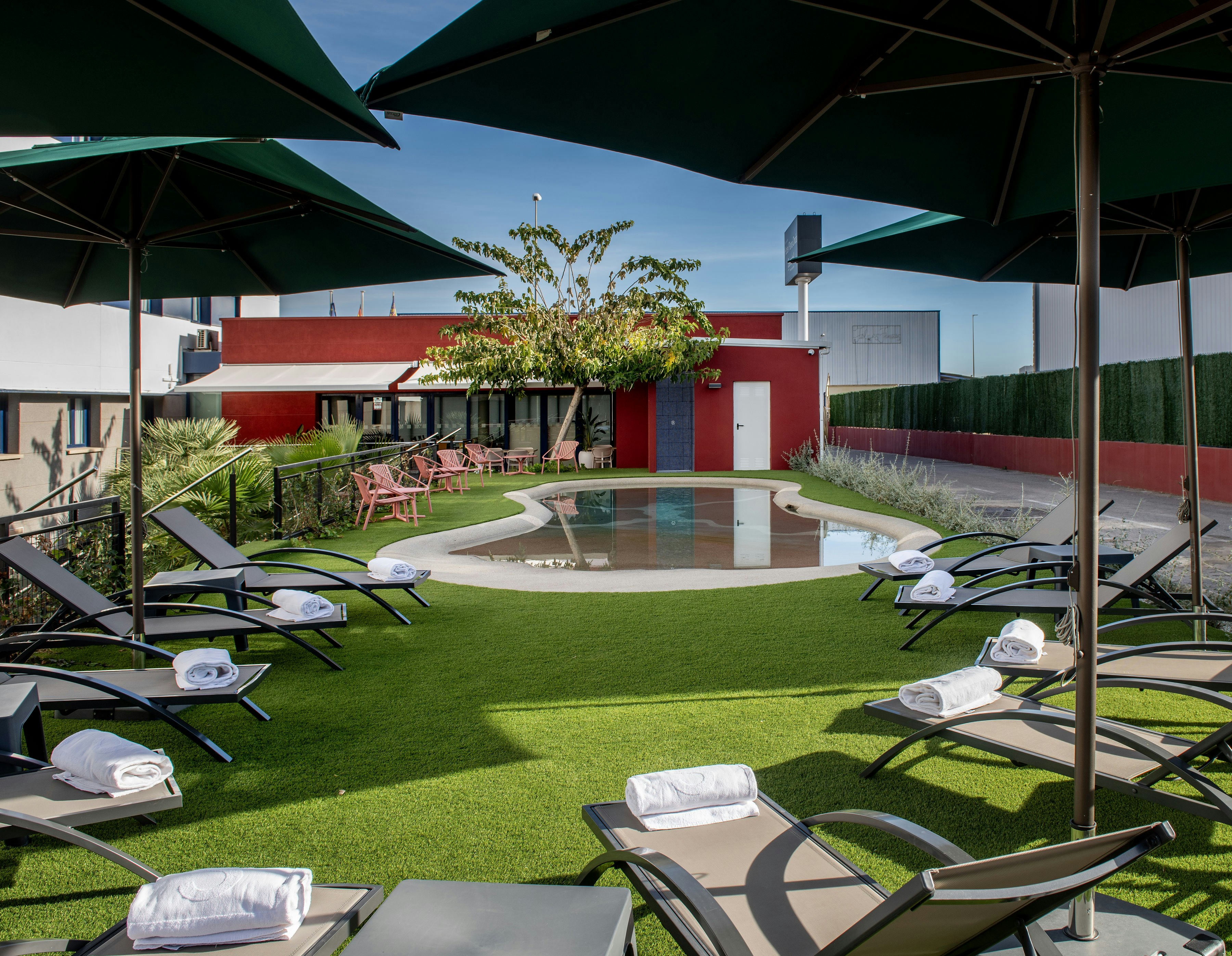 Holiday Inn Express Onda 46/49