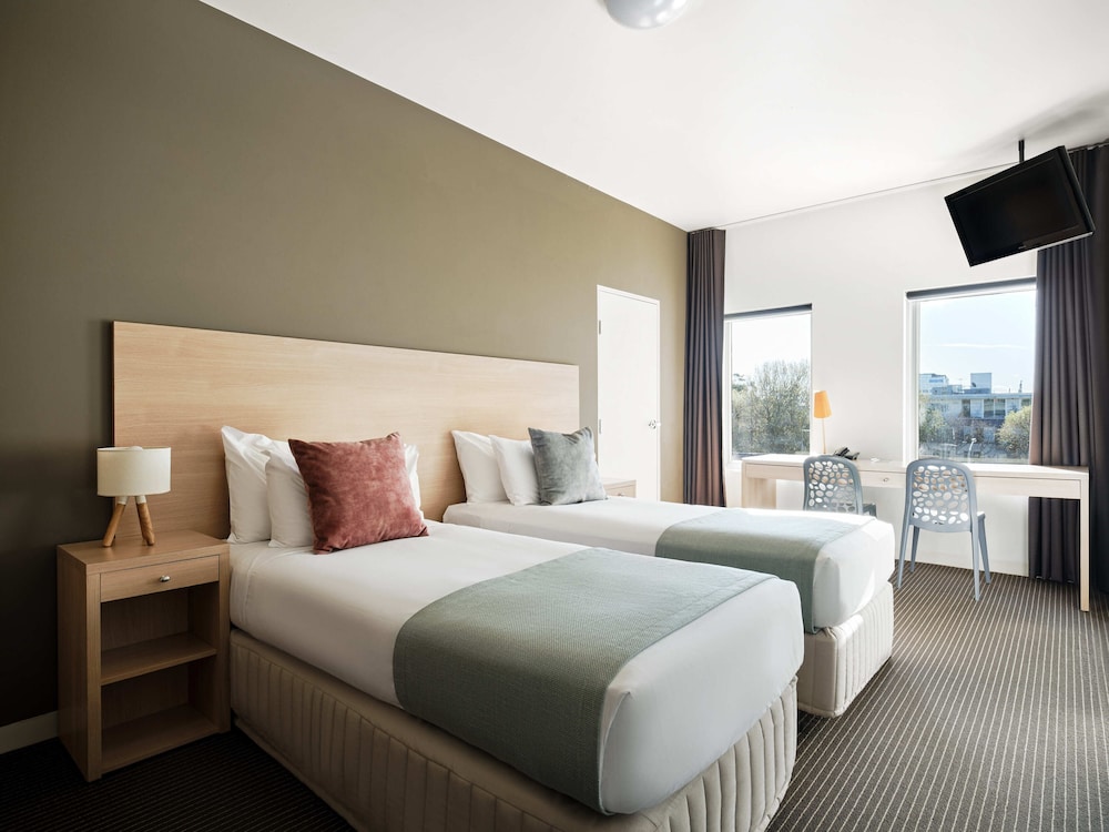SUPERIOR, TWIN BEDS