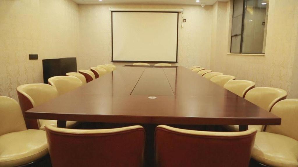 Lano Hotel (Guiding Yongchao Pedestrian Street) 52/54