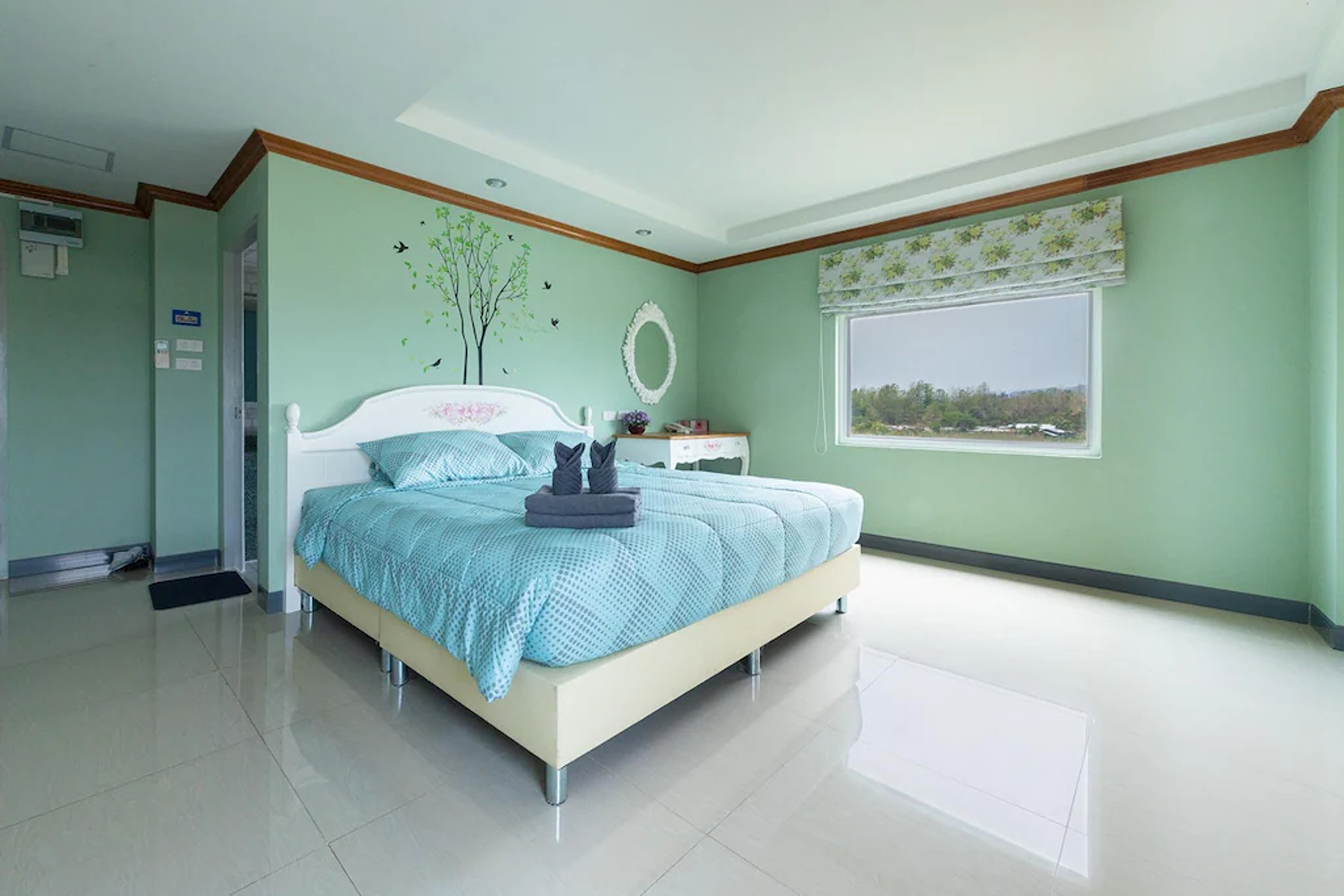 غرفة سوبيريور بسرير مزدوج، The Lilly Hotel 2/5