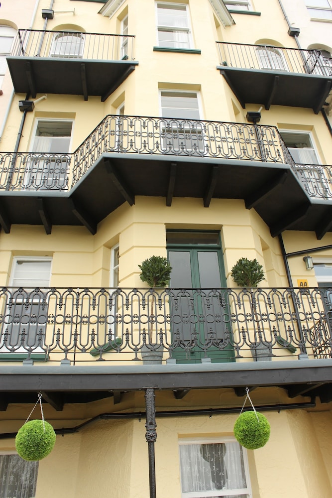 The Collingdale Guest House 1/50