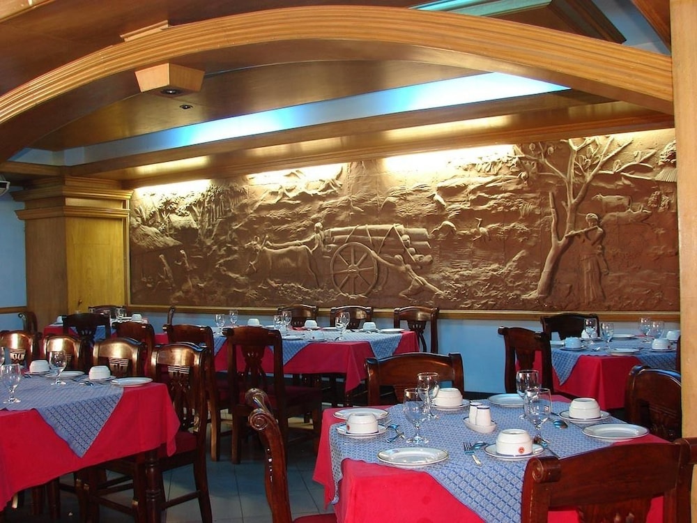 Grand Prince Hotel 29/49